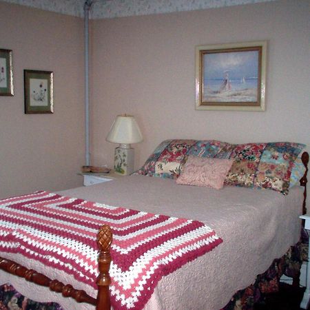 Parks Edge Inn Millinocket Экстерьер фото