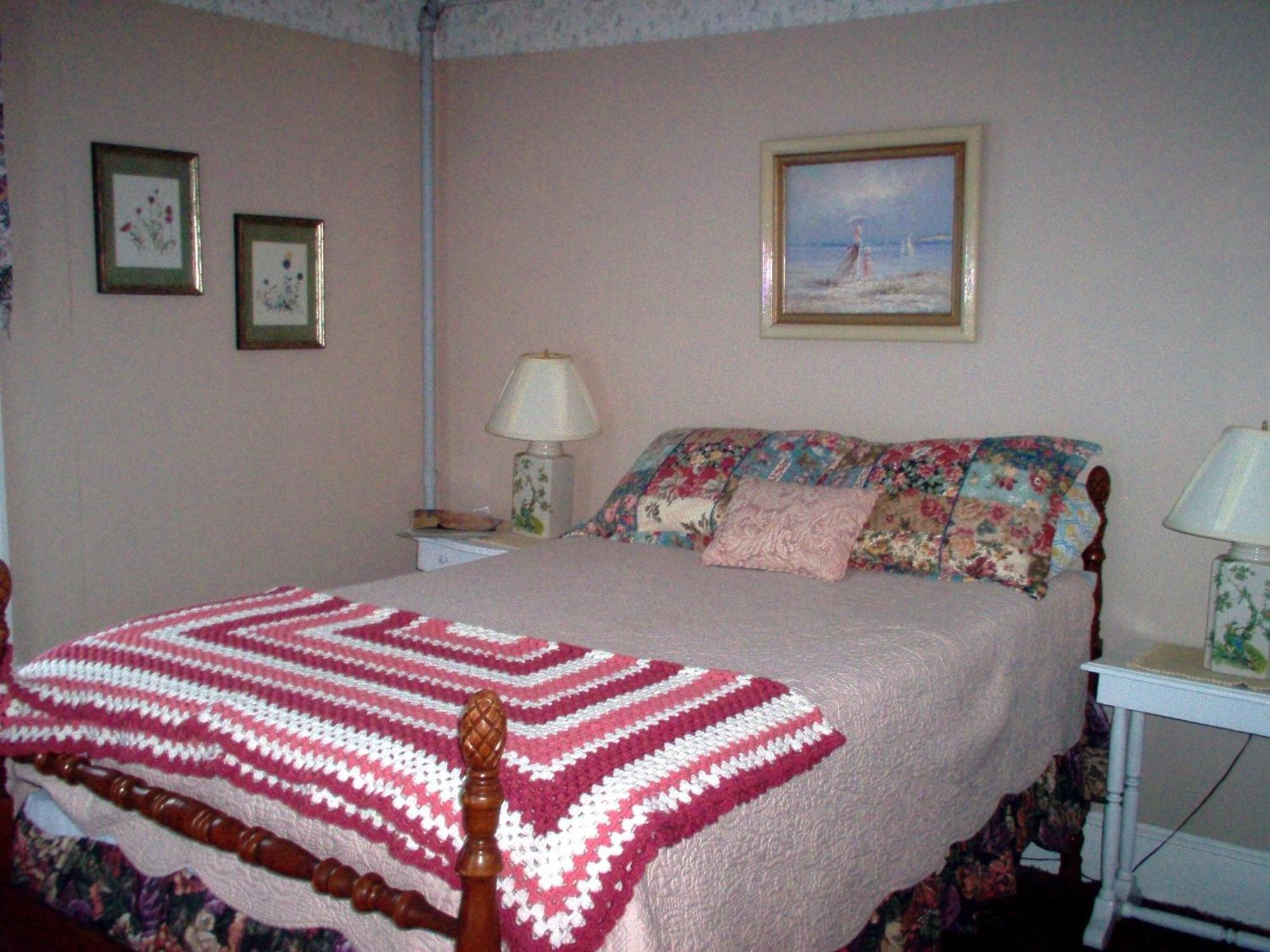 Parks Edge Inn Millinocket Экстерьер фото